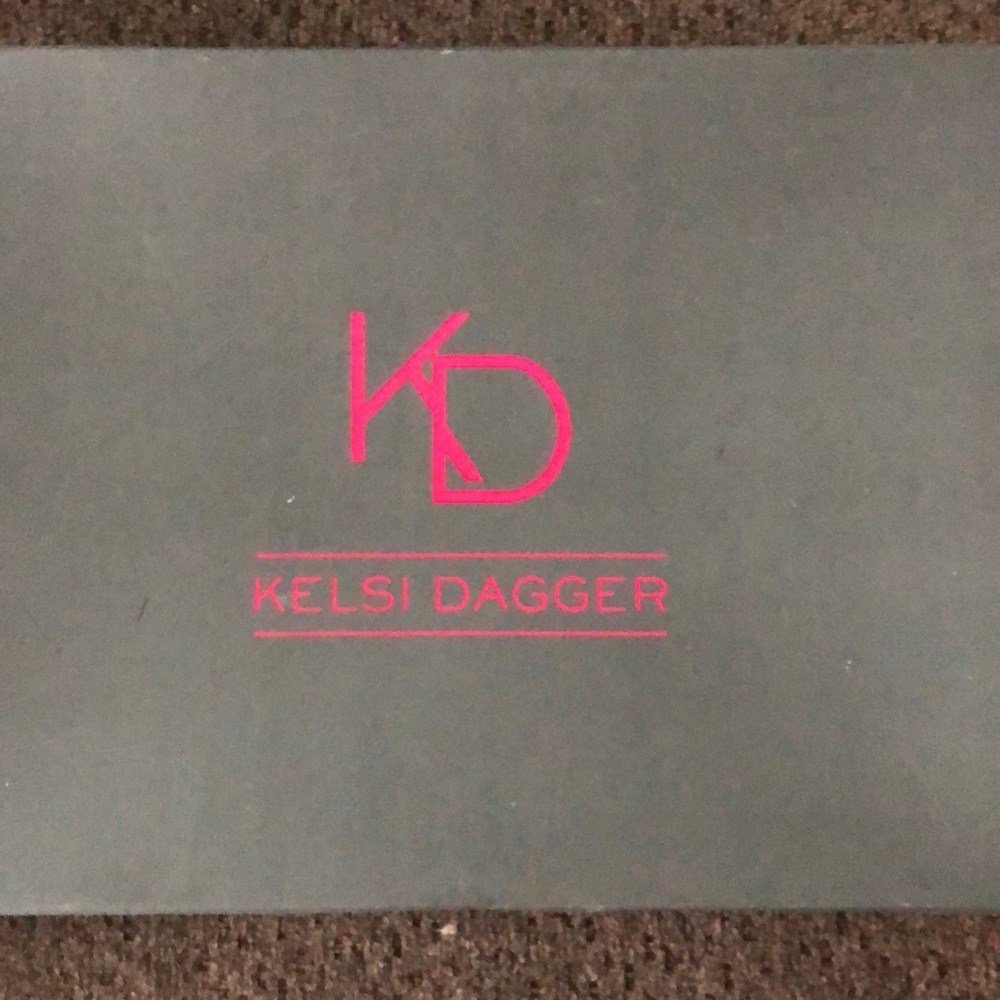 Kelsi Dagger Sandals